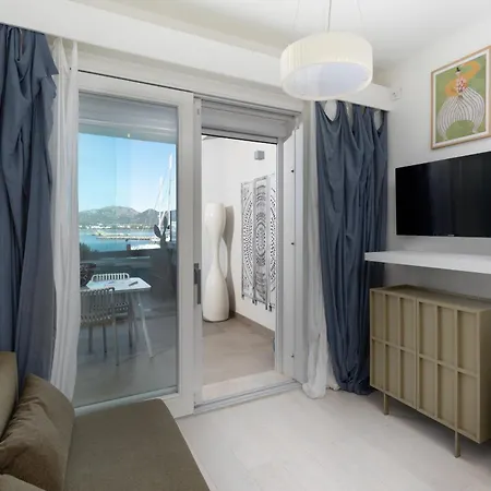 Loft Al Molo By Wonderful Italy דירה אולביה